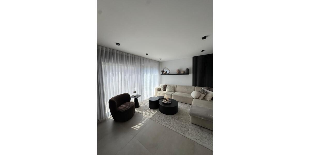 Luxus-Wohnung, kernsaniert, Garten & Smart Home 3 zimmer