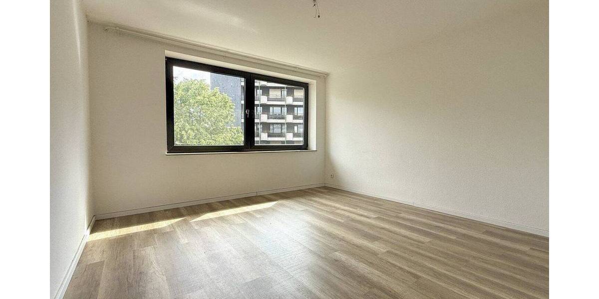 Etagenwohnung Leverkusen Opladen - 3 Zimmer, 106 m&sup2;, 1.200&euro; | Angebot:26858204