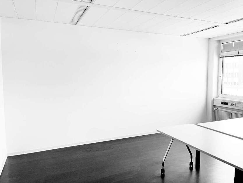 Büro in Düsseldorf 400 € 39 m²