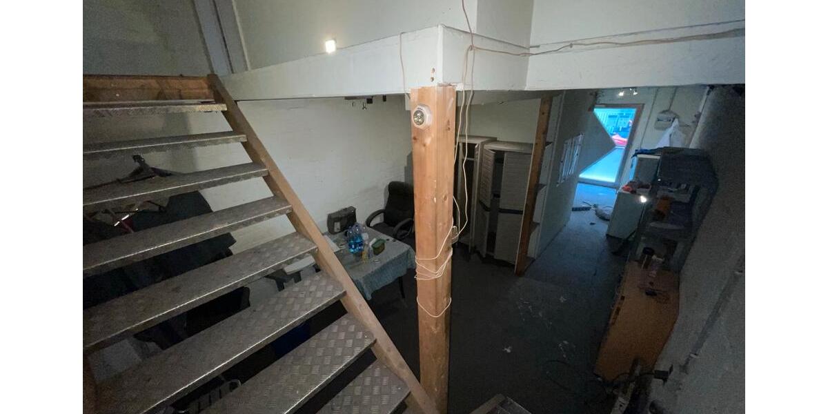 Lagerhalle 641 m² in 42659 Solingen zimmer