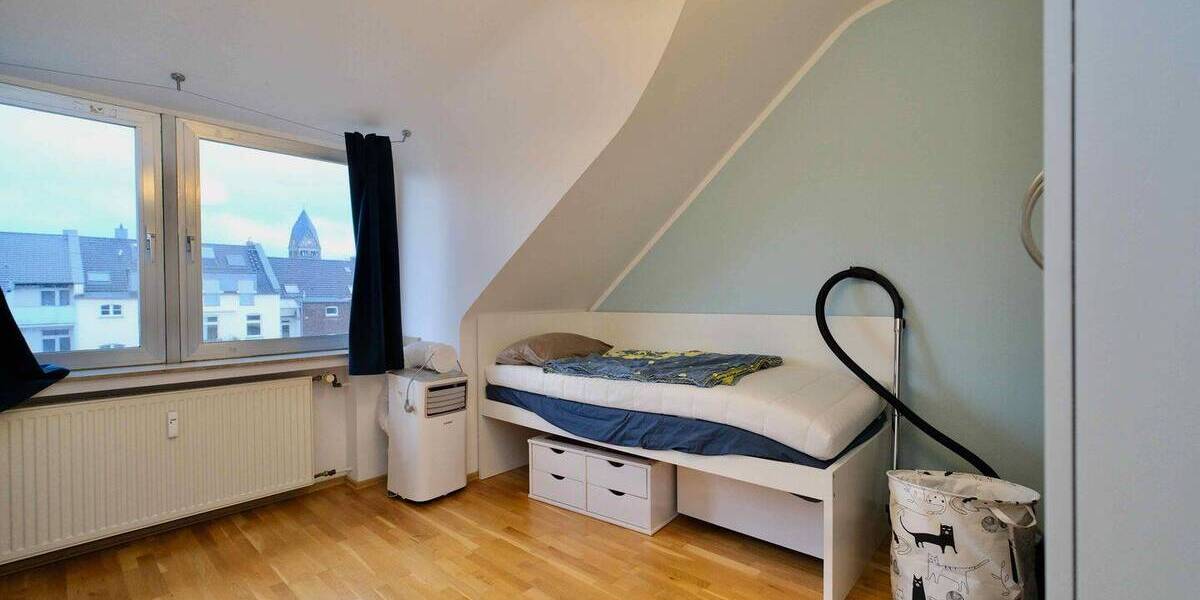 Etagenwohnung Düsseldorf Wersten - 3 Zimmer, 70 m&sup2;, 249.000&euro; | Angebot:25685557