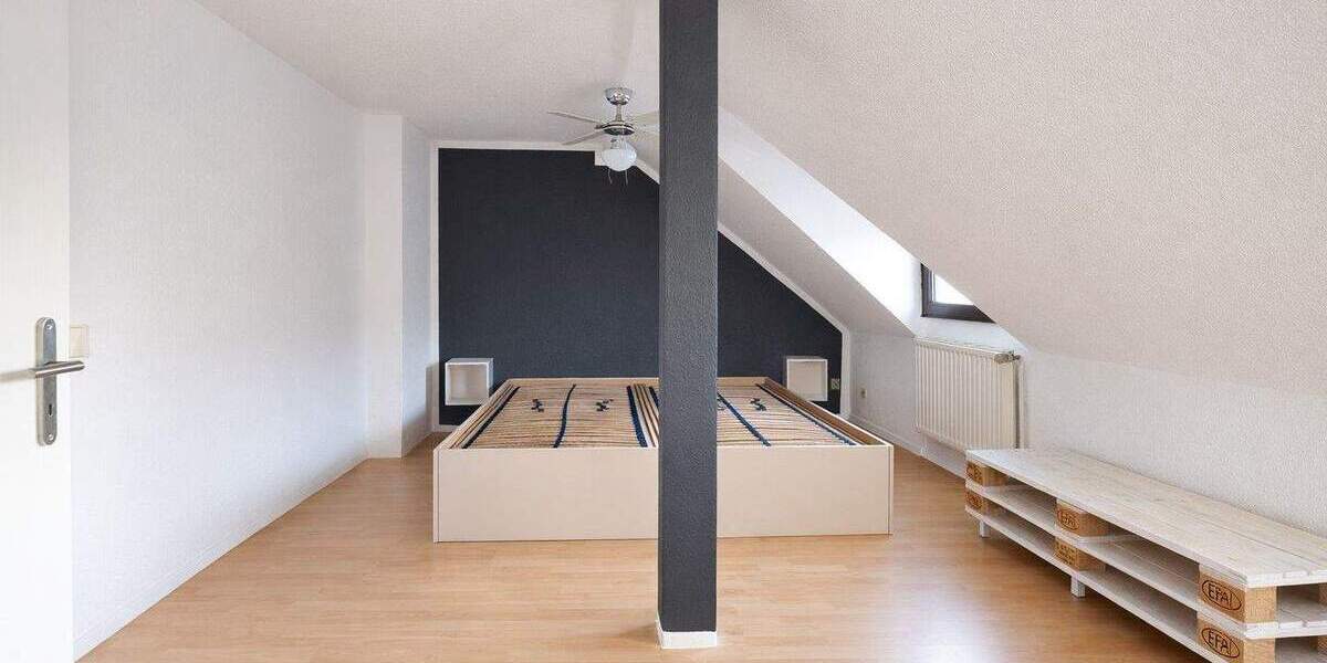 Krefeld-Bockum: Charmant modernisiertes Backstein-Stadthaus in familienfreundlicher Lage! 6 zimmer