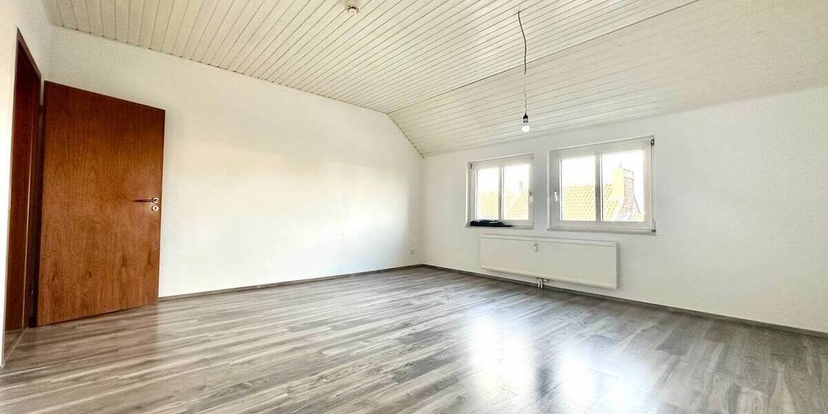 Etagenwohnung Neuss Furth-Süd - 2 Zimmer, 60 m&sup2;, 139.000&euro; | Angebot:26308369