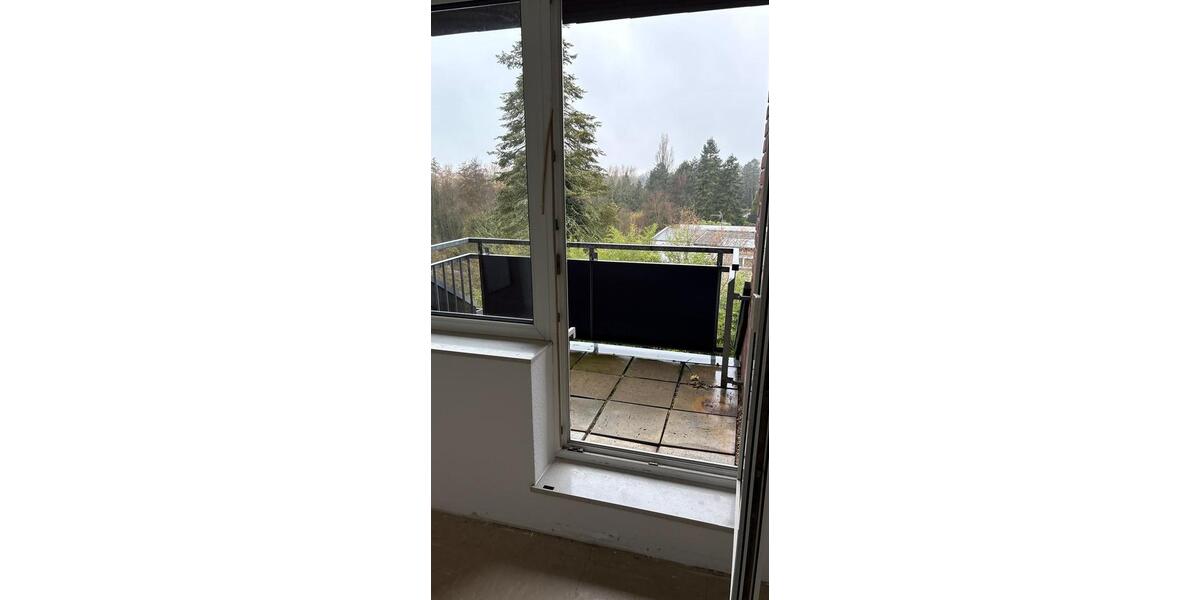 Dachgeschoßwohnung Mönchengladbach Süd - 2 Zimmer, 62 m&sup2;, 610&euro; | Angebot:25433285