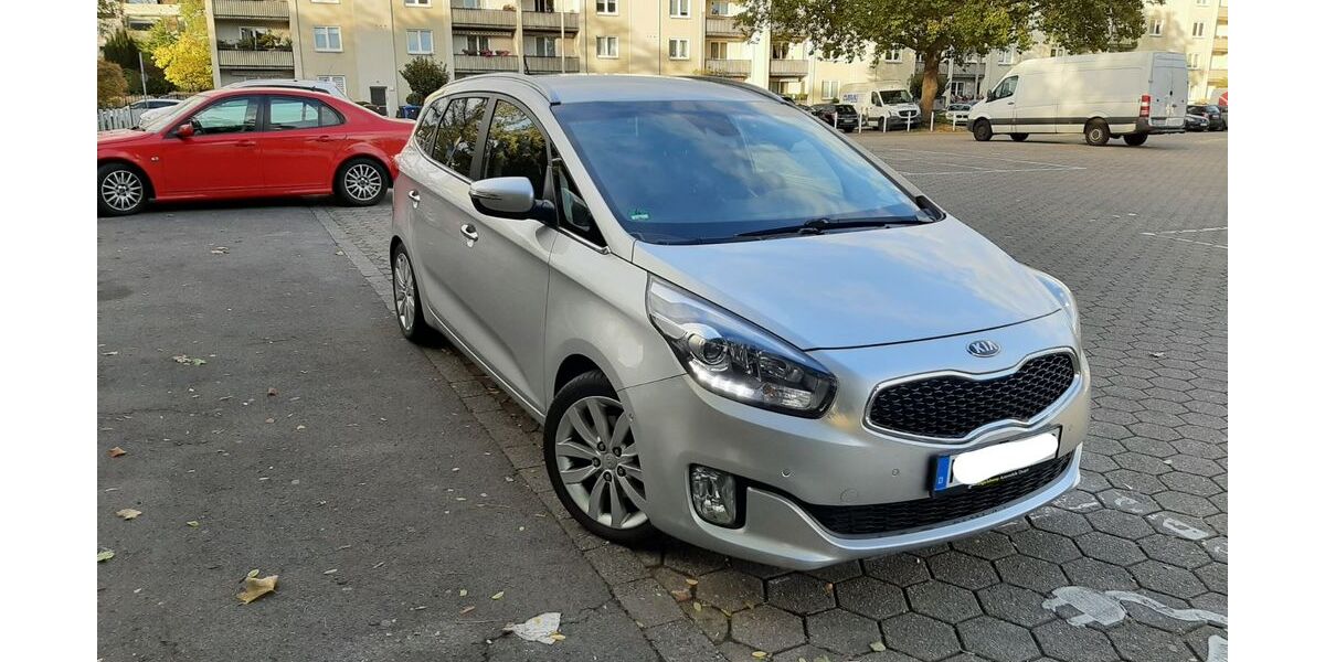 Kia Carens 128.000 km 9.900 &euro; Mönchengladbach 41069