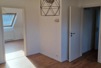 Renovierte 2-Raum-Dachgeschoßwohnung in Essen