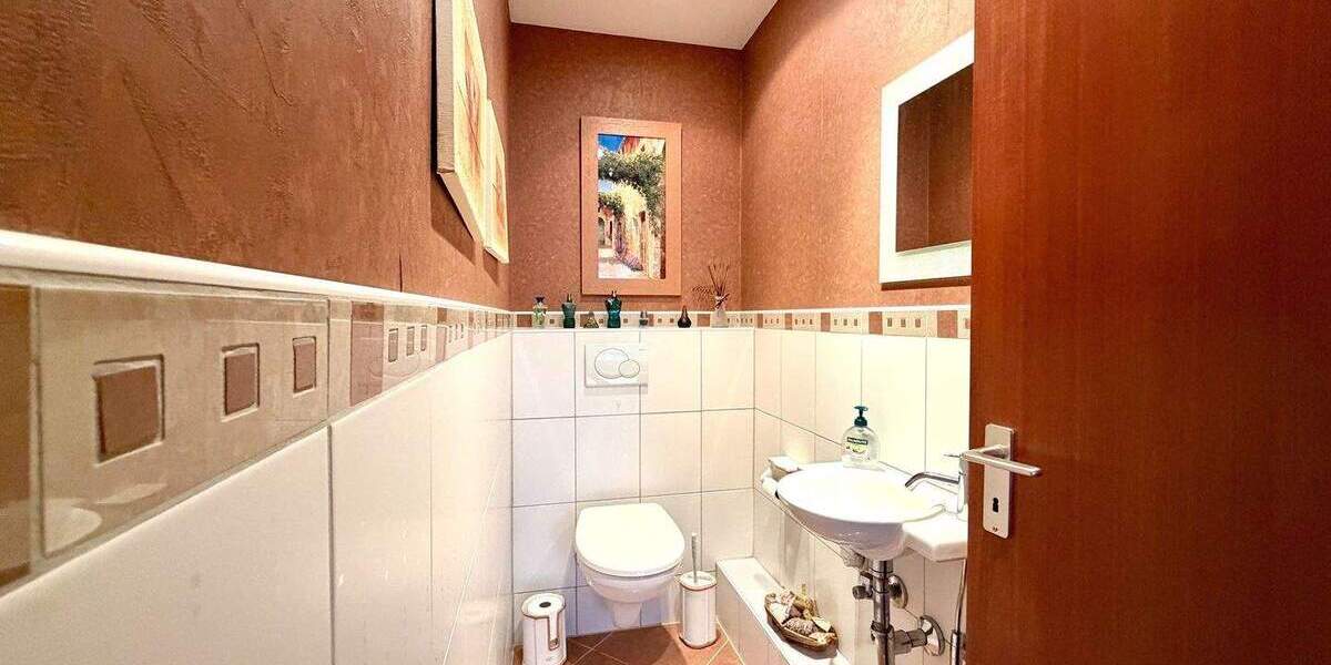 Etagenwohnung Düsseldorf Unterbach - 4 Zimmer, 109 m&sup2;, 359.000&euro; | Angebot:25413595