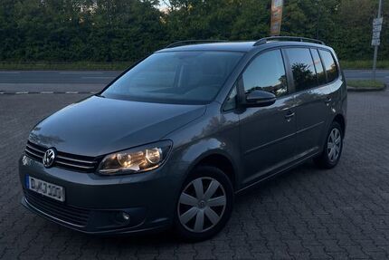 VW Touran 198.000 km 4.600 &euro; Düsseldorf 40595