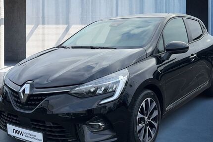 Renault Clio 60.269 km 12.311 € Köln 50939