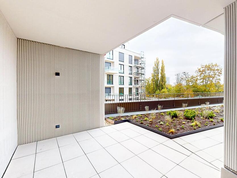 Großzügige 3-Zimmer-Wohnung mit zwei Bädern und sonnigem Balkon (mietpreisgedämpftes wohnen) zimmer