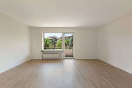 Wohnung zum Kaufen in Düsseldorf 299.000 € 63 m²