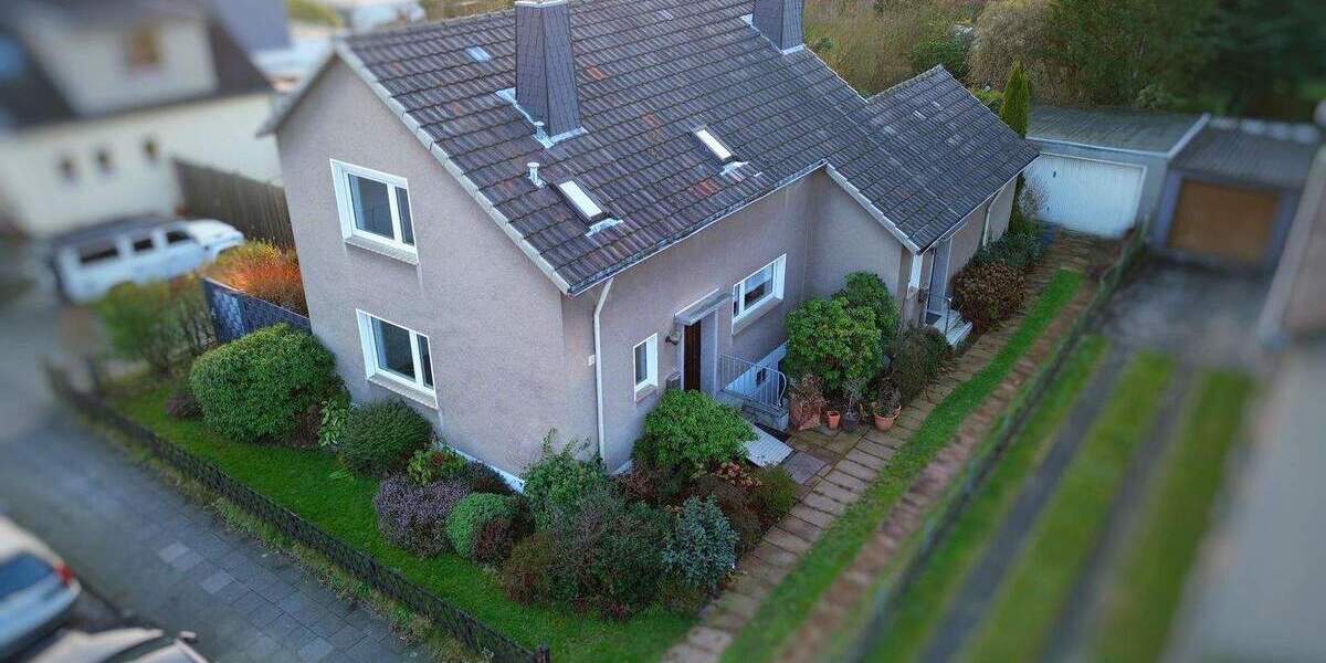 Einfamilienhaus Leverkusen Opladen - 6 Zimmer, 136 m&sup2;, 429.000&euro; | Angebot:25725695