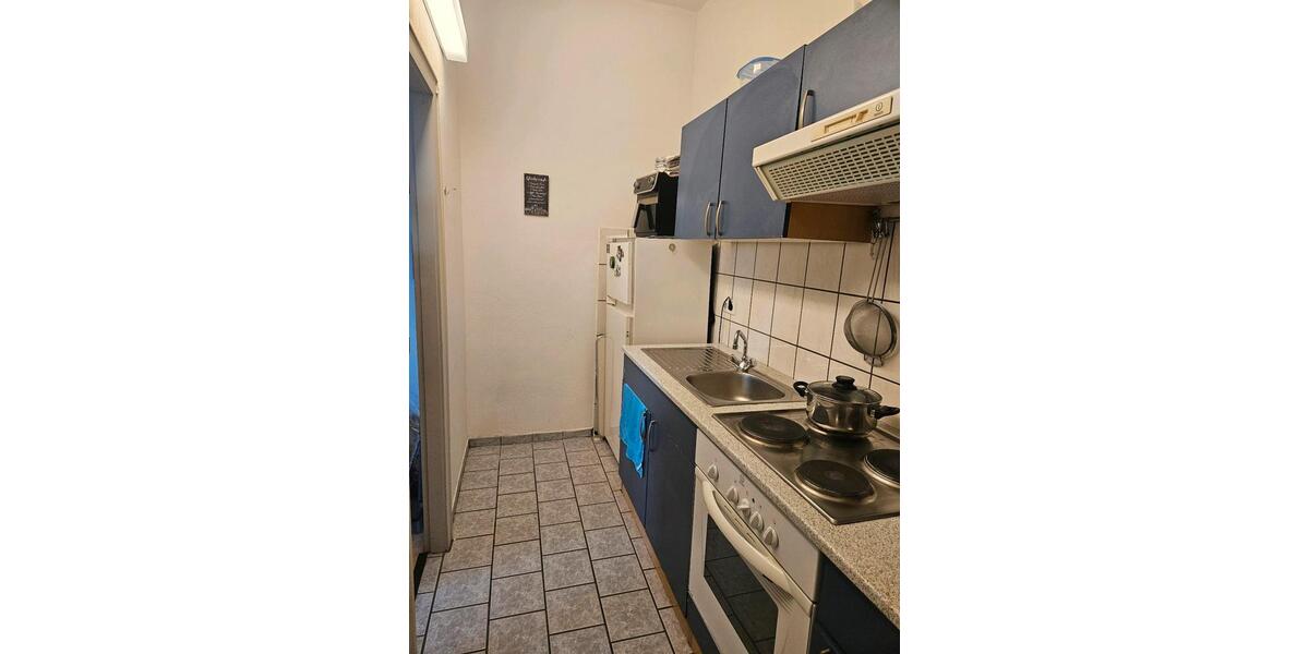 Helle 66m² Wohnung mit Gartenmitbenutzung DG st. Töniser str. 2.5 zimmer