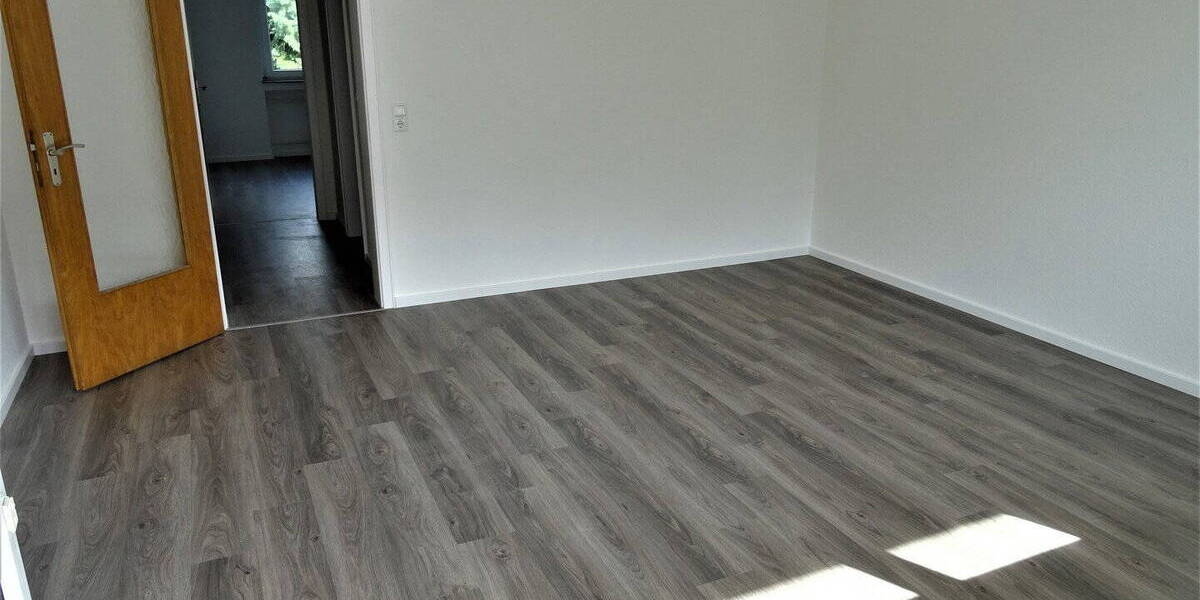 Etagenwohnung Leverkusen Wiesdorf - 3 Zimmer, 76 m&sup2;, 880&euro; | Angebot:26197814