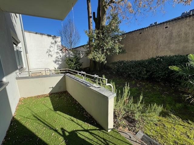 Erdgeschoßwohnung Düsseldorf Derendorf - 2 Zimmer, 70 m&sup2;, 957&euro; | Angebot:25601207