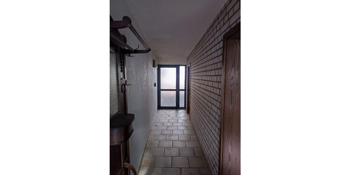 Reihenmittelhaus Düsseldorf Heerdt - 1 Zimmer, 285 m&sup2;, 695.000&euro; | Angebot:25683583