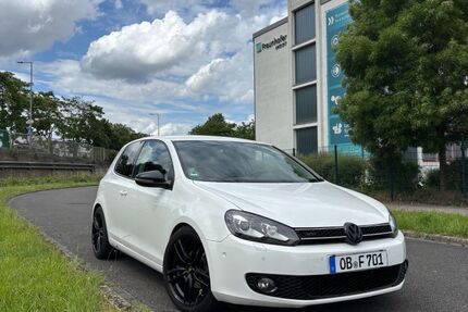 VW Golf 190.000 km 4.900 &euro; Oberhausen 46145