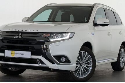 Mitsubishi Plug-in Hybrid Outlander 36.340 km 22.460 &euro; Düsseldorf 40599