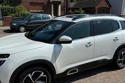 Citroen C5 Aircross 77.000 km 22.100 € Düsseldorf 40476
