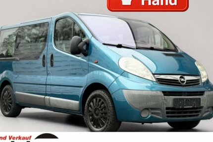 Opel Vivaro Kombi L1H1 / 2,7t / 1. Hd / 8 Sitzer 213.000 km 7.990 &euro; Mönchengladbach 41066