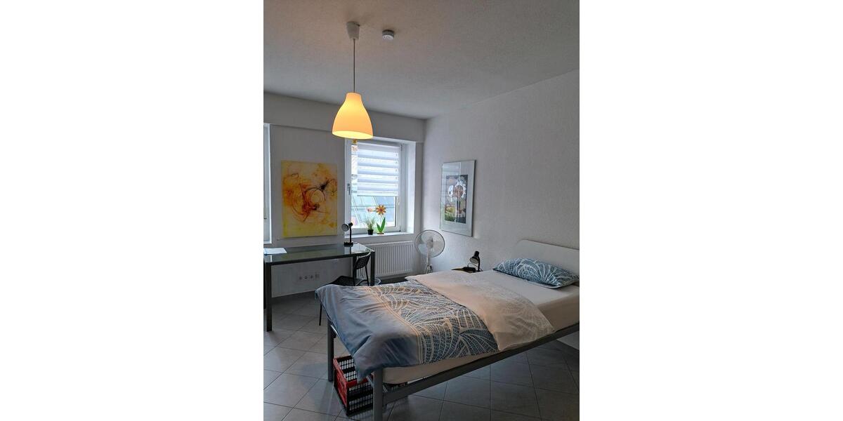 Etagenwohnung Leverkusen - 1 Zimmer, 20 m&sup2;, 550&euro; | Angebot:26262989