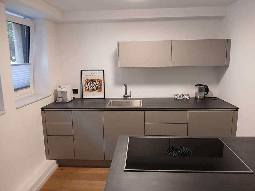 Wohnung zum Kaufen in Düsseldorf 220.000 € 35.77 m²