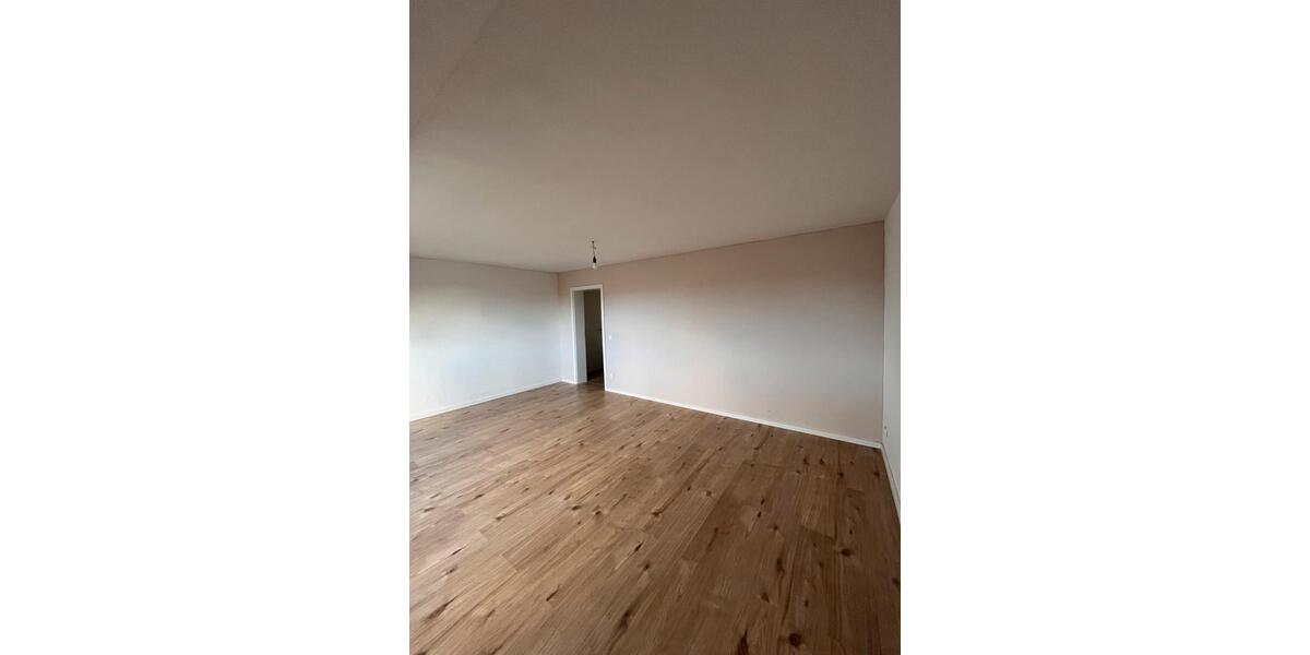 Lichtdurchflutet 2.5 Zimmerwohnung 2.5 zimmer