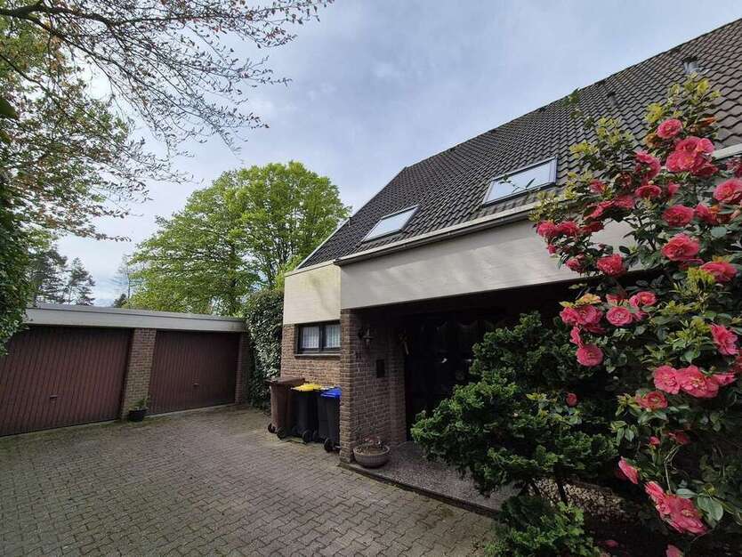 Haus zum Kaufen in Mönchengladbach 699.000 € 208 m²