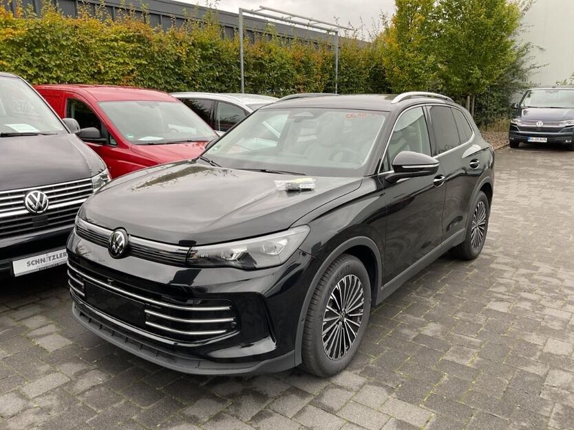 VW Tiguan 6.242 km 37.450 € Hilden 40721