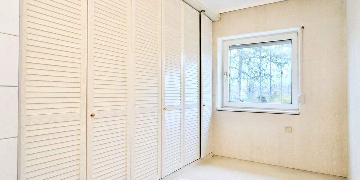 Reihenmittelhaus Neuss Vogelsang - 3 Zimmer, 113 m&sup2;, 395.000&euro; | Angebot:24825888