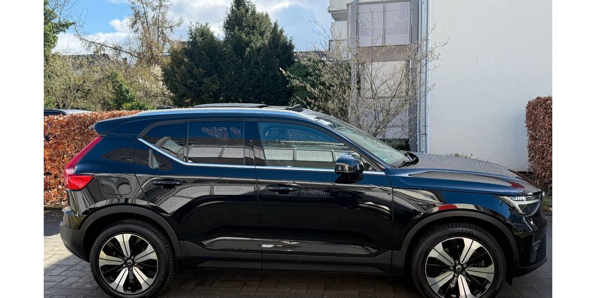 Volvo XC40 138.000 km 22.840 &euro; Düsseldorf 40468