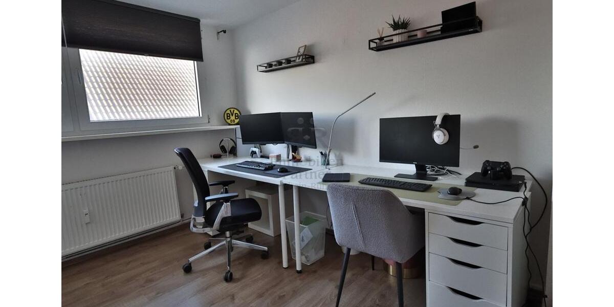 Schöne helle und gut geschnittene Wohnung in Moers-Holderberg 3 zimmer