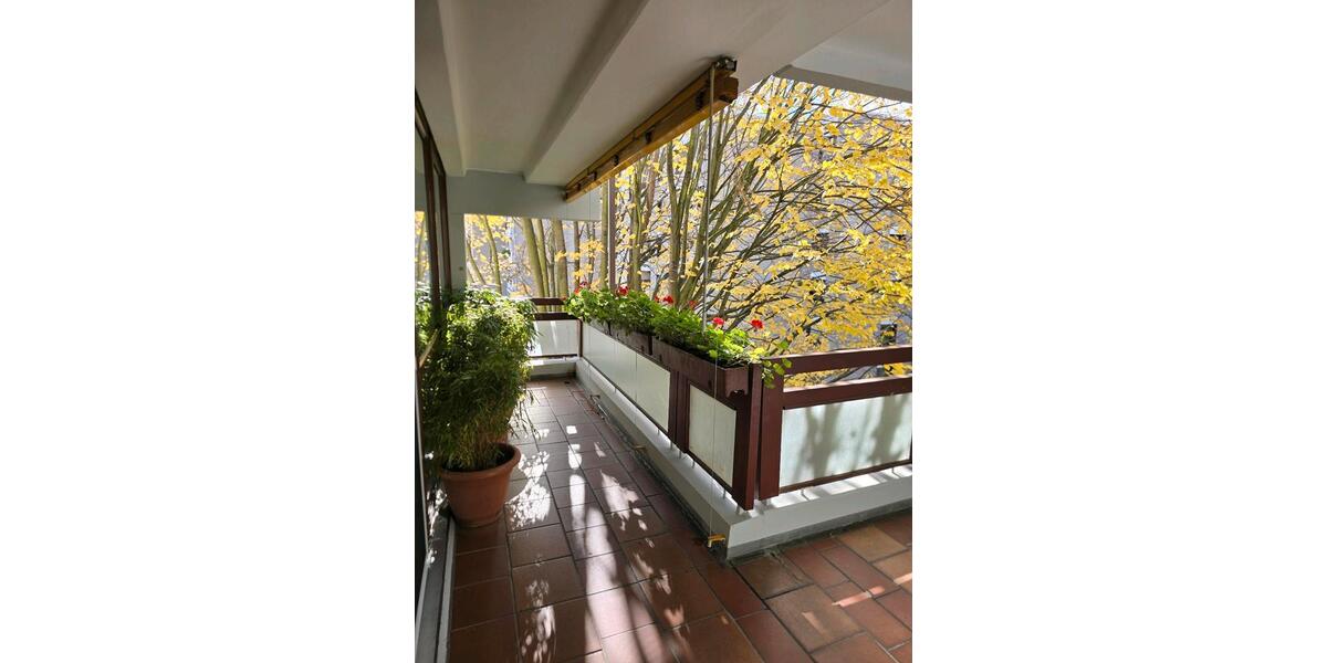 Exklusive Helle Wohnung in Köln-Weiden. Keine Markler Anfragen 4 zimmer