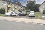 2Wohnungen zu verkaufen und 4 ParkplatzStellplätze