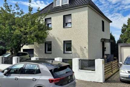 Haus zum Kaufen in Krefeld 439.000 € 140 m² 9 zimmer