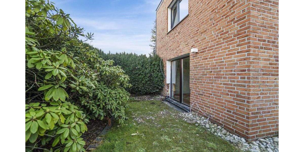 Modernisierte DHH in Hilden: Gebotsverfahren - Frist 01.02.2026 - KP EUR 499.000,- 4 zimmer