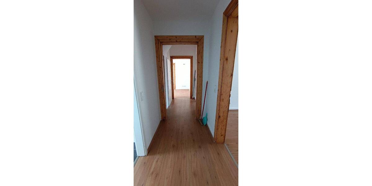 Etagenwohnung Wuppertal Barmen - 4 Zimmer, 100 m&sup2;, 880&euro; | Angebot:26897645