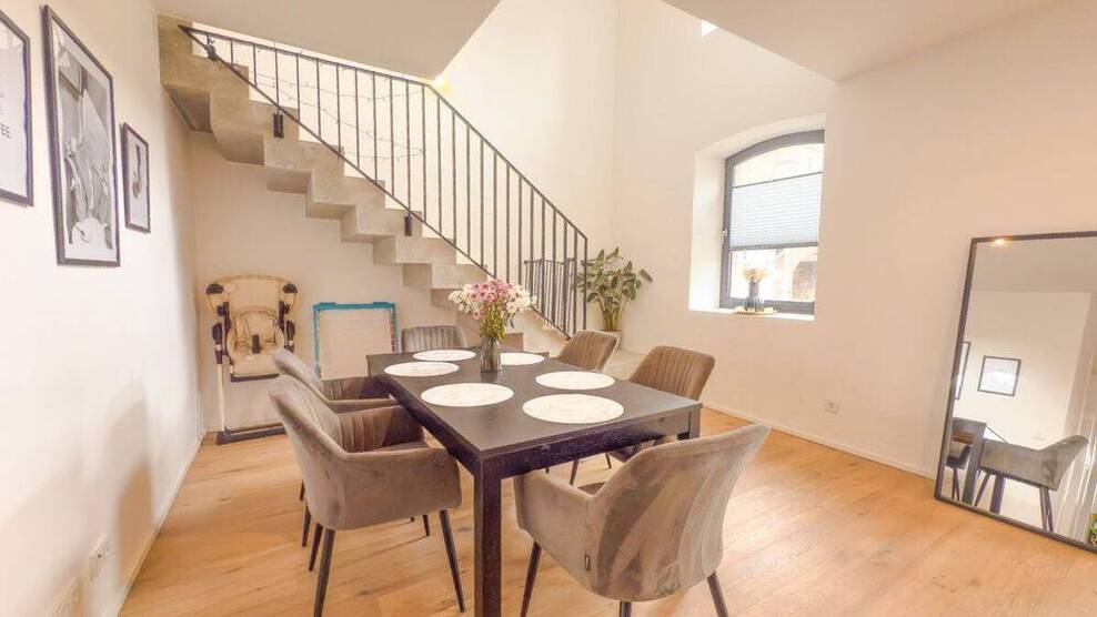 Gut zum Hof in Düsseldorf Hubbelrath - Leben auf dem Vierseithof - Loft-Feeling in Alleinlage