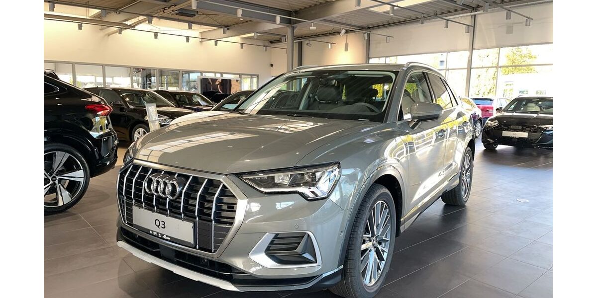 Audi Q3 1.001 km 47.750 &euro; Duisburg 47178