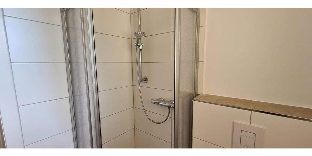 Etagenwohnung Mönchengladbach Stadtmitte - 3 Zimmer, 83 m&sup2;, 830&euro; | Angebot:25705951