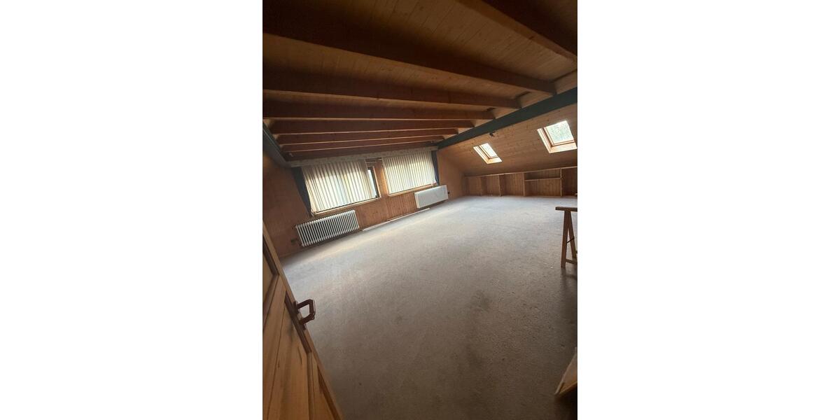 Einfamilienhaus Krefeld Benrad - 7 Zimmer, 250 m&sup2;, 400.000&euro; | Angebot:27162454