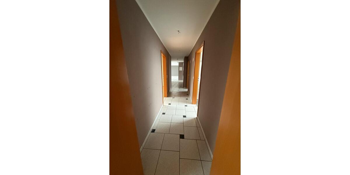 3-Zimmer-DG-Wohnung ca. 100 qm mit Balkon in Velbert 3 zimmer