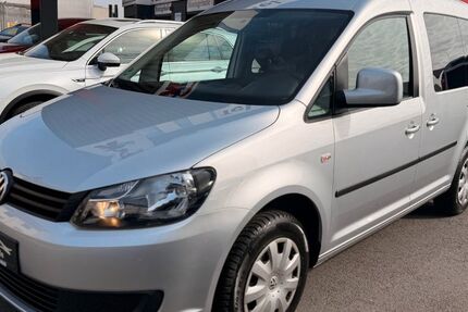 VW Caddy 90.579 km 8.999 &euro; Remscheid 42853