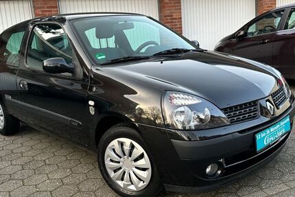 Renault Clio 76.000 km 2.450 &euro; Mönchengladbach 41061