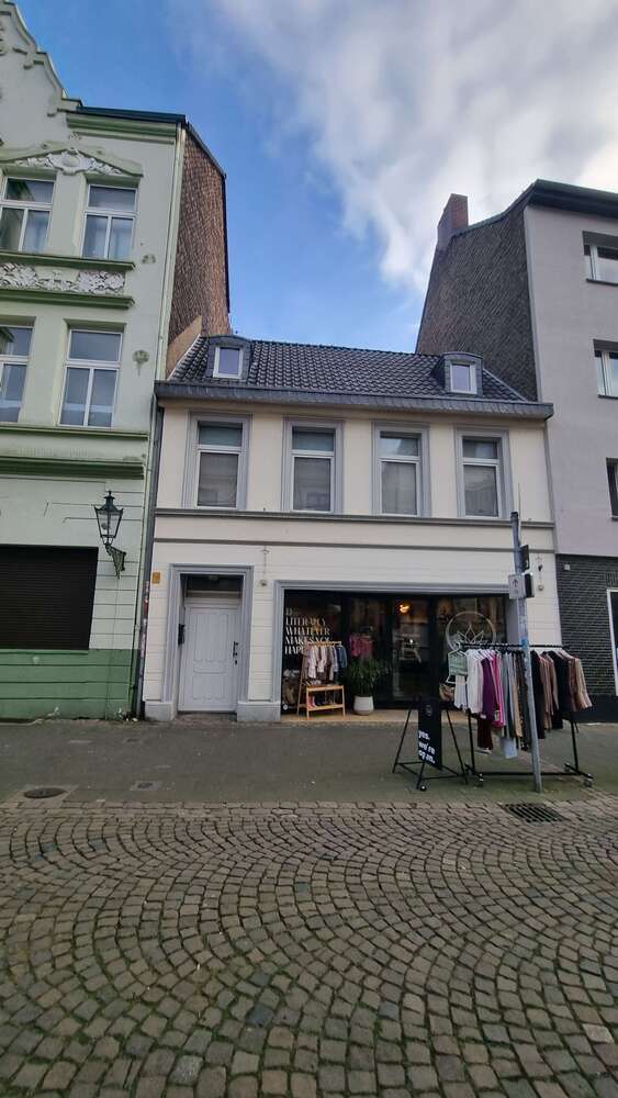 Haus zum Kaufen in Düsseldorf-Gerresheim 549.000 € 163 m²