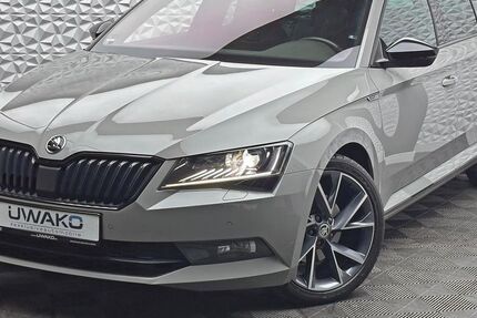 Skoda Superb 158.384 km 22.499 € Solingen 42699