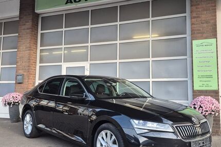 Skoda Superb 48.000 km 17.900 &euro; Neuss 41460