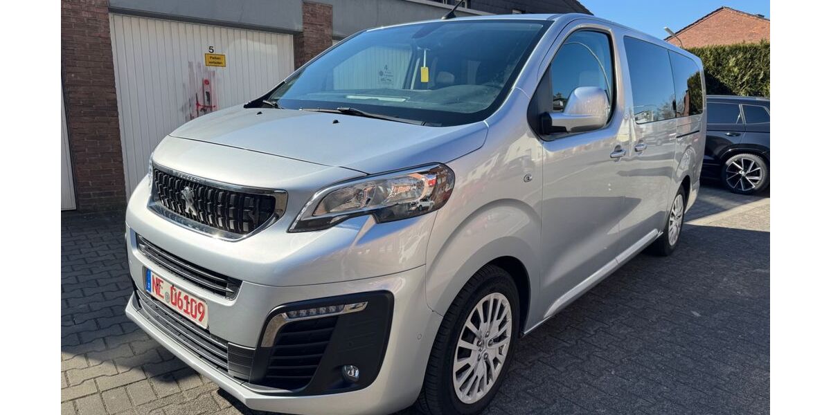 Peugeot Traveller 118.000 km 20.990 &euro; Neuss 41462
