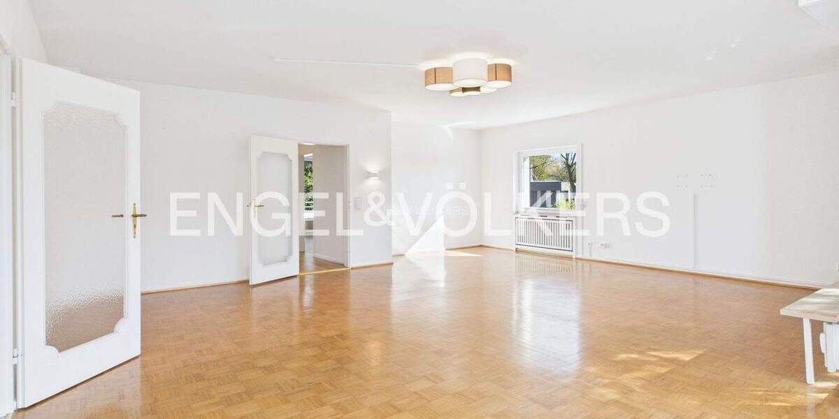 Etagenwohnung Krefeld Inrath/Kliedbruch - 4 Zimmer, 130 m&sup2;, 350.000&euro; | Angebot:25749291