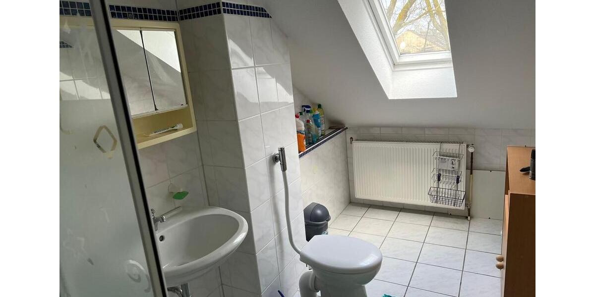 Einfamilienhaus Neuss Erfttal - 3 Zimmer, 160 m&sup2;, 2.300&euro; | Angebot:26121768